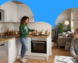 Cuisine équipée Coqys en résidence étudiante, étudiante cuisinant